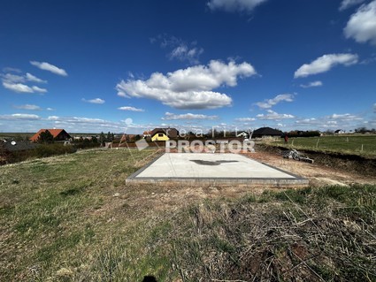 Exkluzivně nabízíme prodej stavebního pozemku 2652m2, Žižice - Fotka 8