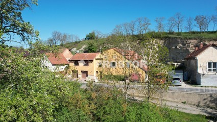 Exkluzivně nabízíme prodej RD 4+1, s pozemkem 942m2, Neuměřice - Fotka 2