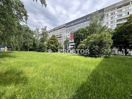 Exkluzivně nabízíme prodej bytu 2+kk, 45m2, ul Vysočanská, Praha 9 - Prosek - Fotka 1