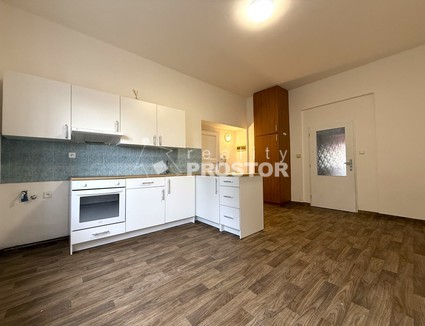 Exkluzivně nabízíme pronájem bytu 2+kk (47,72m2) , ul. Jiřího z Poděbrad, Mělník - kuchyňský kout