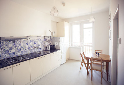 Exkluzivně nabízíme pronájem bytu 1+1 s balkonem, Praha 9, Sokolovská ul. - Fotka 1