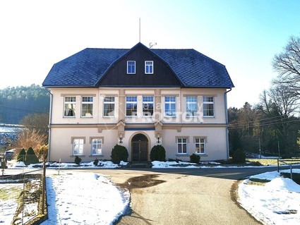 Prodej bytu 2+KK 43 m2, osobní vlastnictví, přízemí domu, Osečná, místní část Zábrdí, Liberecký kraj - Fotka 1