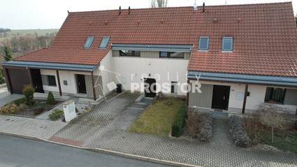 Exkluzivně nabízíme prodej ŘRD 4+kk, ul. Starosty Hejmy, Lidice - Fotka 30