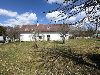 Exkluzivně nabízíme prodej chalupy a dispozici 4+1, na pozemku 710m2, v obci Ostrý, Jistebnice - Fotka 1