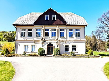 Prodej bytu 2+KK 43 m2, osobní vlastnictví, přízemí domu, Osečná, místní část Zábrdí, Liberecký kraj - Fotka 1