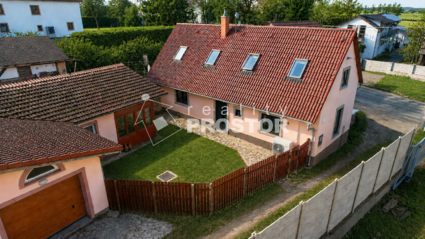 Exkluzivně nabízíme prodej rodinného domu Trpoměchy - Slaný, - Fotka 28