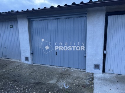 Exkluzivně nabízíme pronájem garáže 18m2, ul. ČS.armády, Louny - Fotka 7