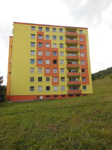 INVESTIČNÍ PŘÍLEŽITOST, větší garsonka 32m2, OV, 2.NP, Žežická ul., Ústí nad Labem